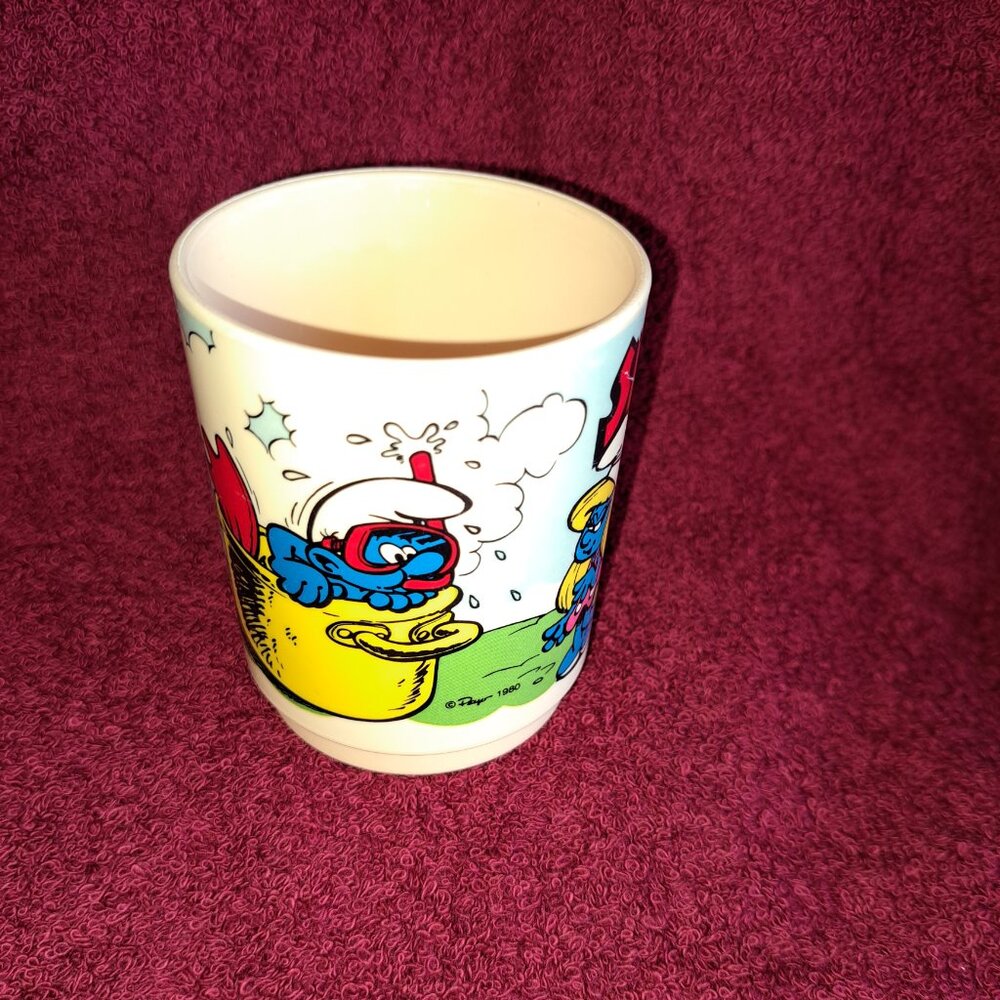 Vintage 1980 Deka Smurfs/Smurfette Cartoon Collectable Cup, Mug,Plastic W/handle - Picture 2 of 9